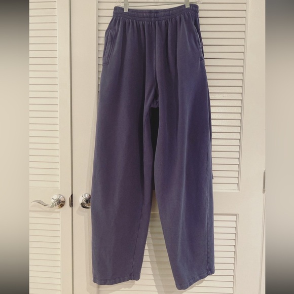 BALENCIAGA SWEATER WAIST SWEATPANTS IN BLUE - Picture 4 of 6